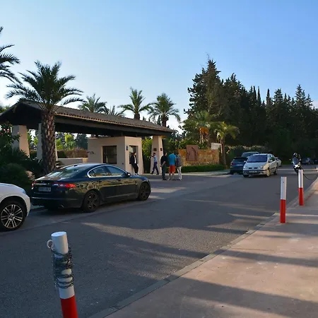 Apartamento Medina De Banus